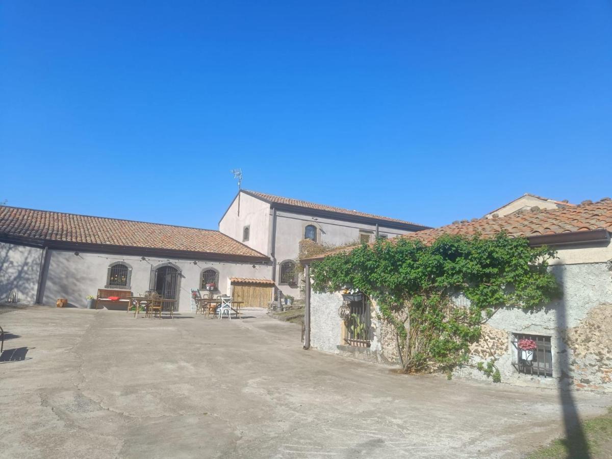Il Tanaceto Hotell Castiglione De Sicilia Eksteriør bilde